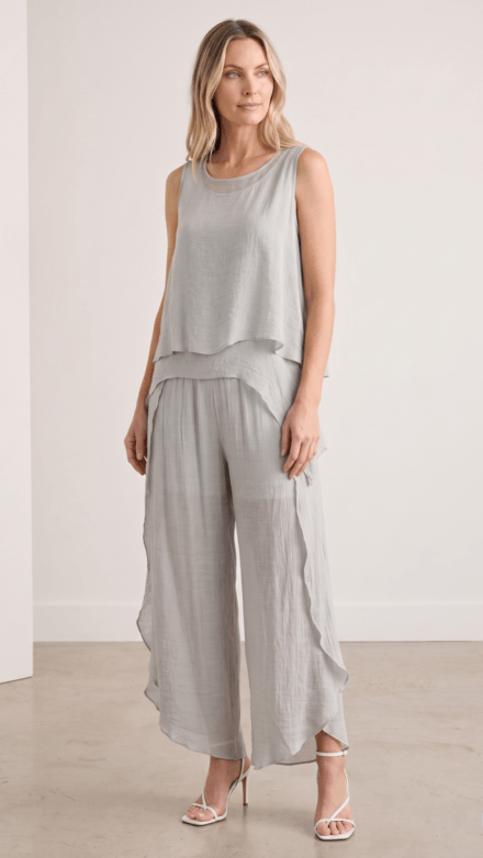 Sleeveless Round Neck Layered Tunic Top with Asymmetrical Hemline