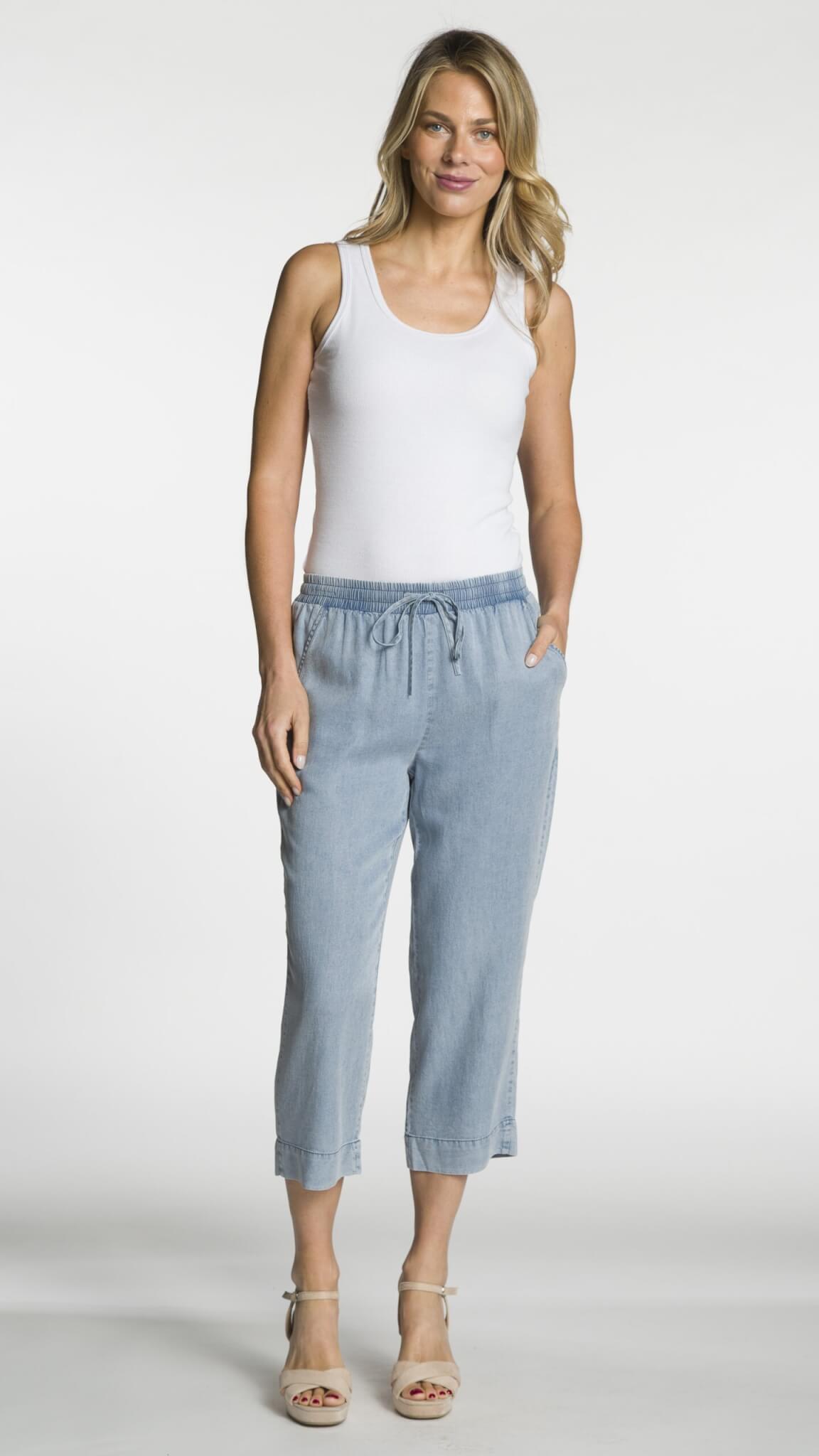 Straight Leg Capri Pant with Elastic Waist, Drawstring and Pockets