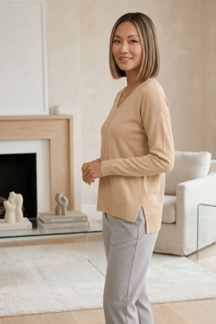 Long Sleeve V-Neck Sweater with Front Centre Seam and High-Low Hem Design